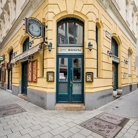 Appartement Pyvo Street With Balcony Near The Danube