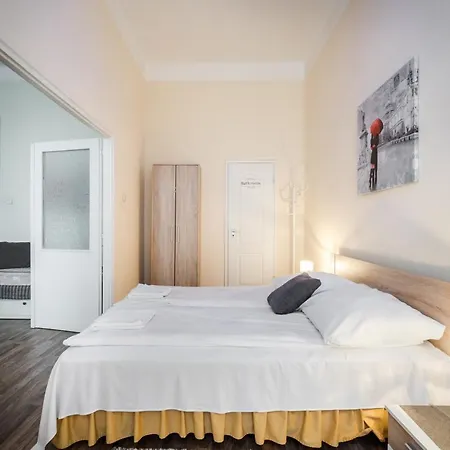 Appartement Pyvo Street With Balcony Near The Danube Budapest