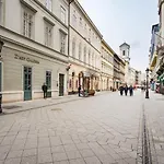 Pyvo Street With Balcony Near The Danube بودابست