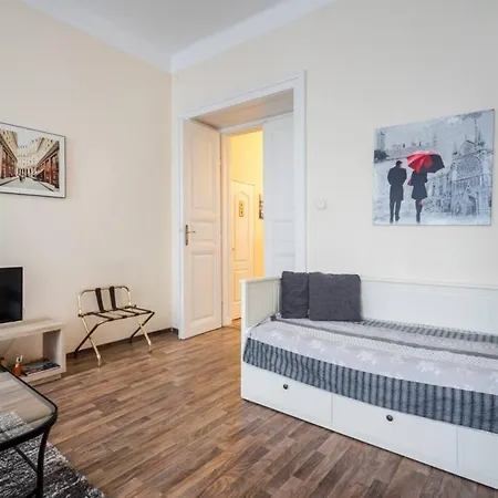 Pyvo Street With Balcony By Nw Βουδαπέστη