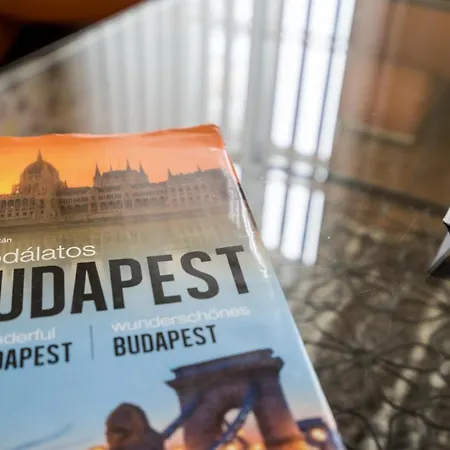 Pyvo Street With Balcony By Nw Διαμέρισμα Βουδαπέστη