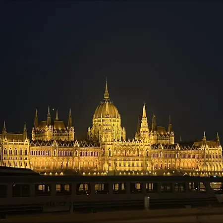 Pyvo Street With Balcony By Nw Διαμέρισμα
