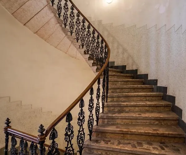 Pyvo Street With Balcony By Nw Apartament Budapesta