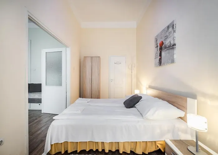 Apartament Pyvo Street With Balcony By Nw Budapesta