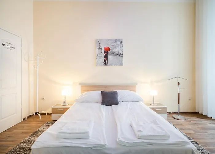 Pyvo Street With Balcony By Nw *