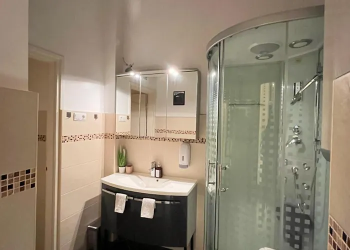 Pyvo Street With Balcony By Nw Apartament Budapesta