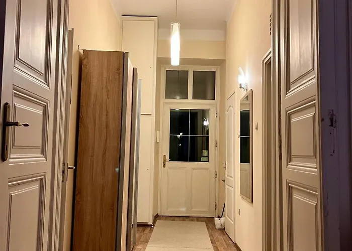 Pyvo Street With Balcony By Nw Budapesta